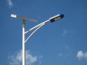 太陽能燈為何用32650電池？